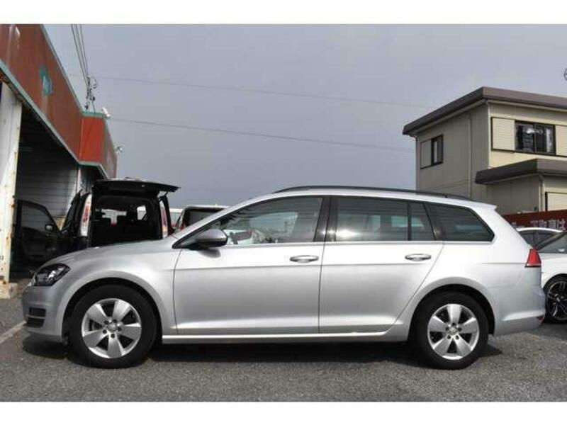 GOLF VARIANT