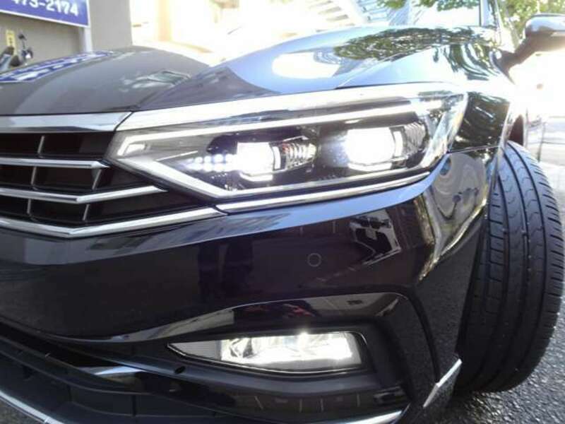 PASSAT VARIANT