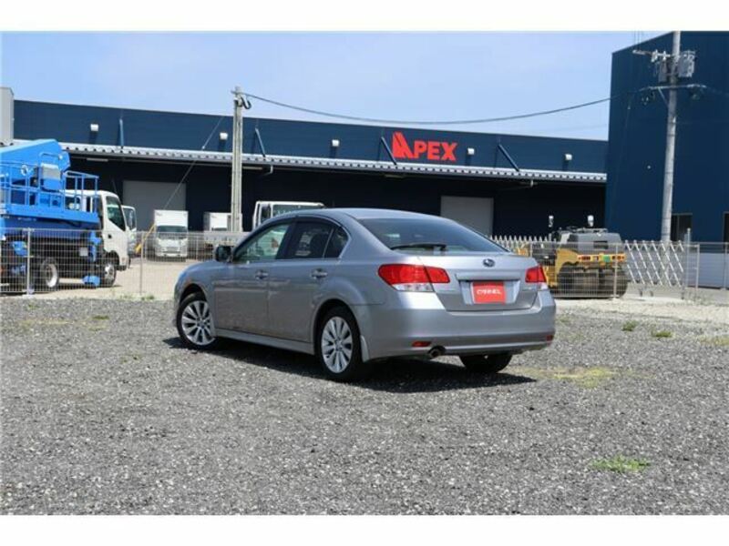 LEGACY B4