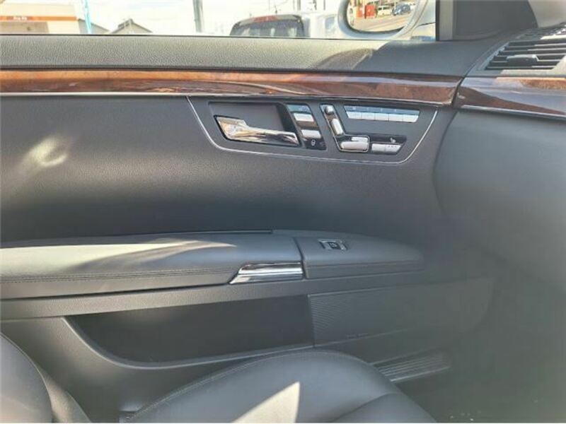 S-CLASS-9