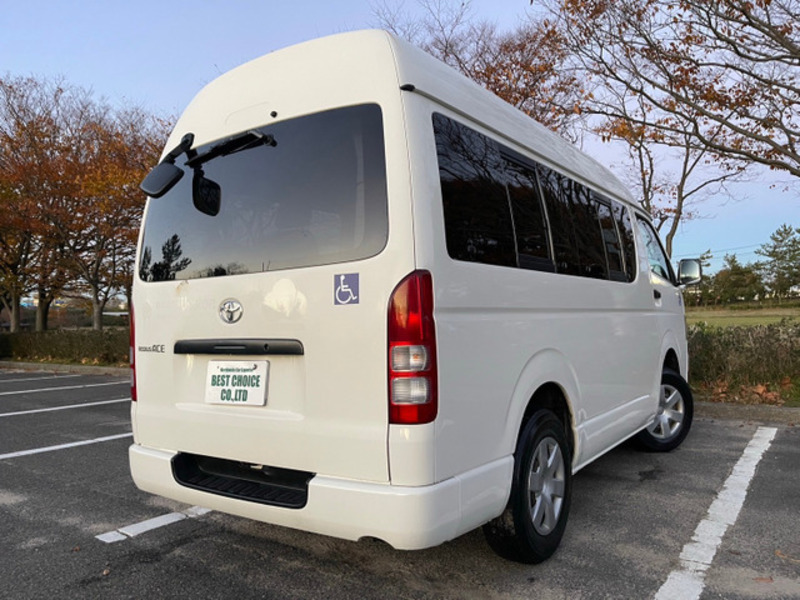 HIACE VAN