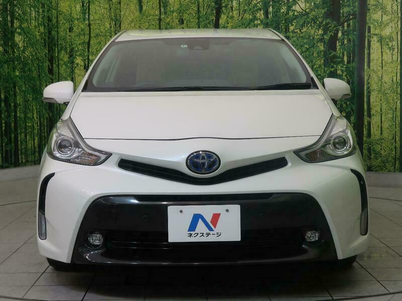 PRIUS ALPHA