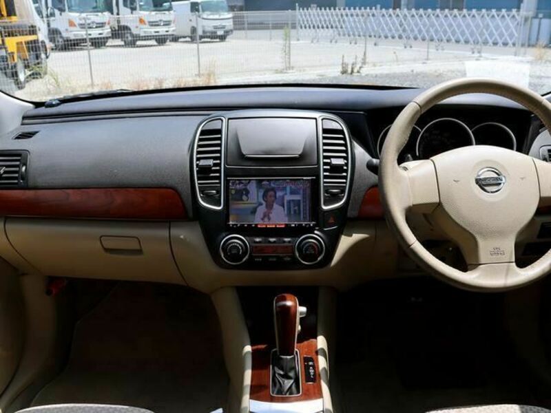 BLUEBIRD SYLPHY