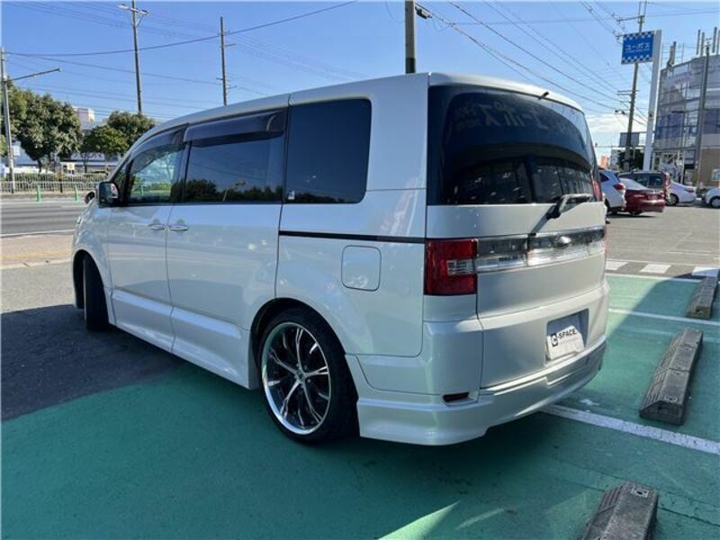 DELICA D5