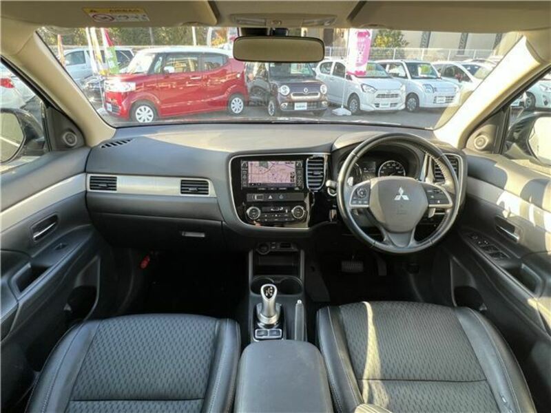 OUTLANDER PHEV