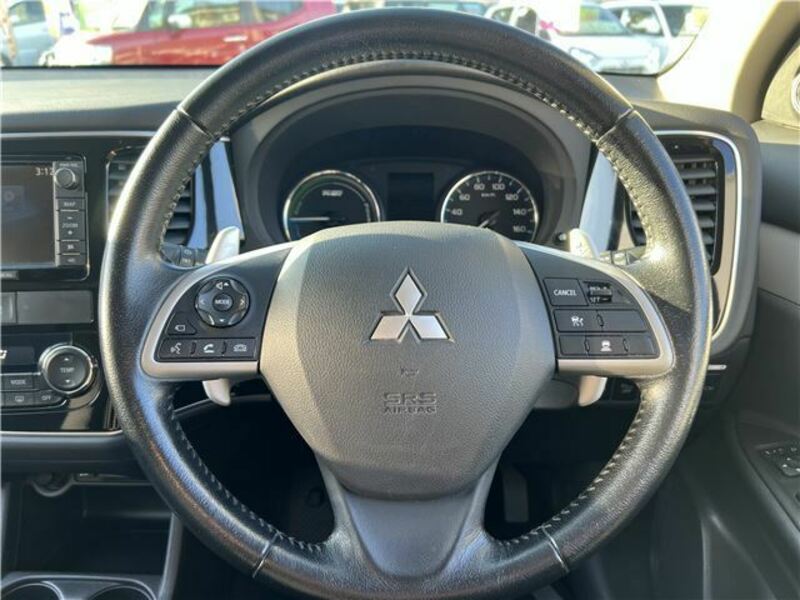 OUTLANDER PHEV