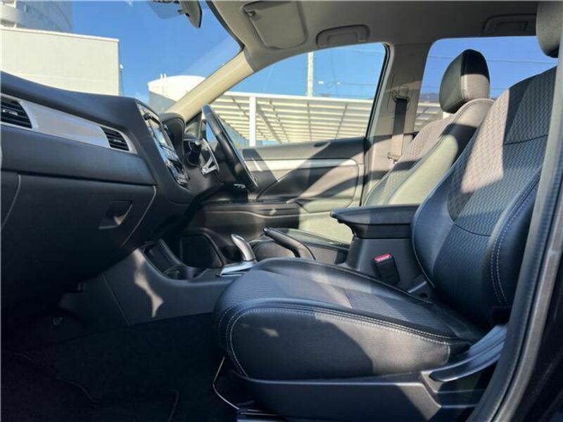 OUTLANDER PHEV
