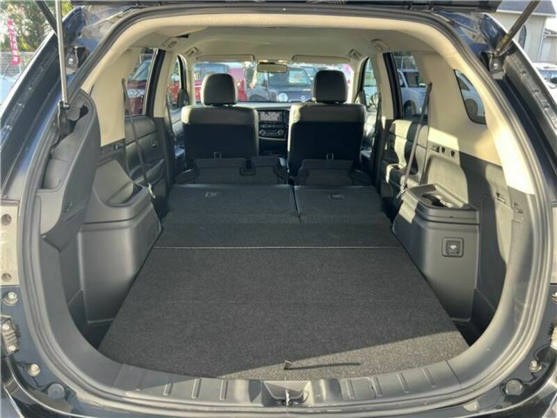 OUTLANDER PHEV