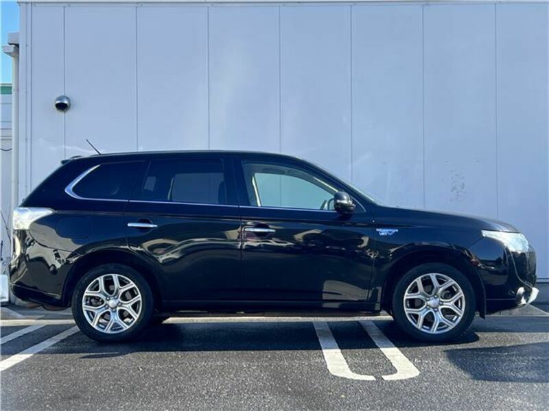 OUTLANDER PHEV