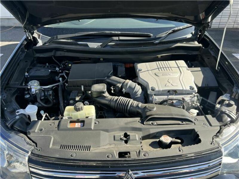 OUTLANDER PHEV