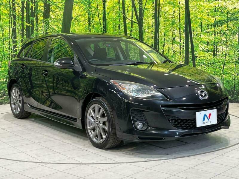 Axela Sport