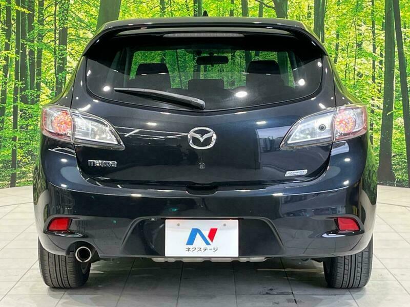 Axela Sport