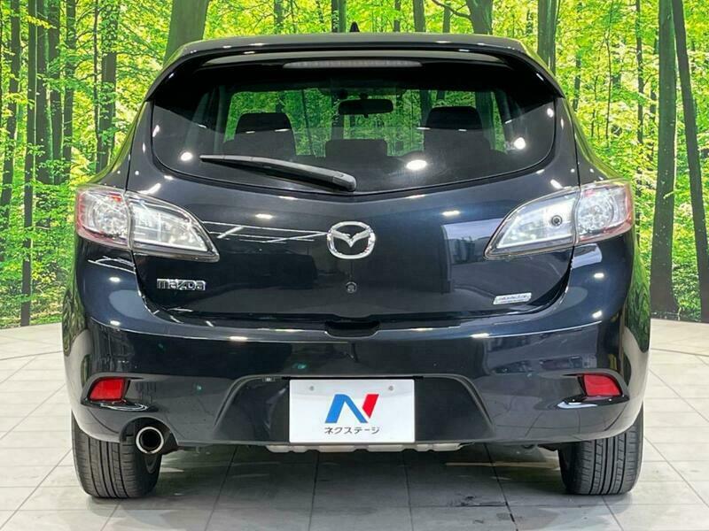Axela Sport