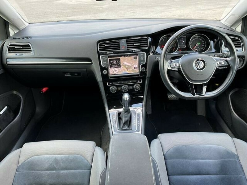 GOLF VARIANT