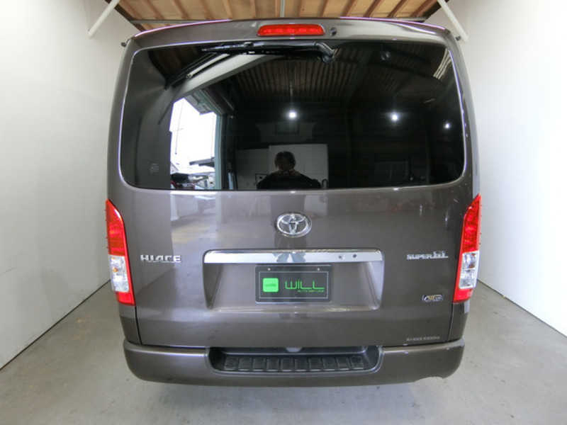 HIACE VAN-8