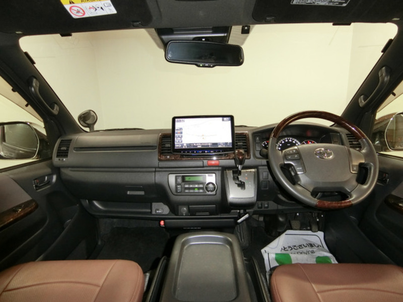 HIACE VAN-2