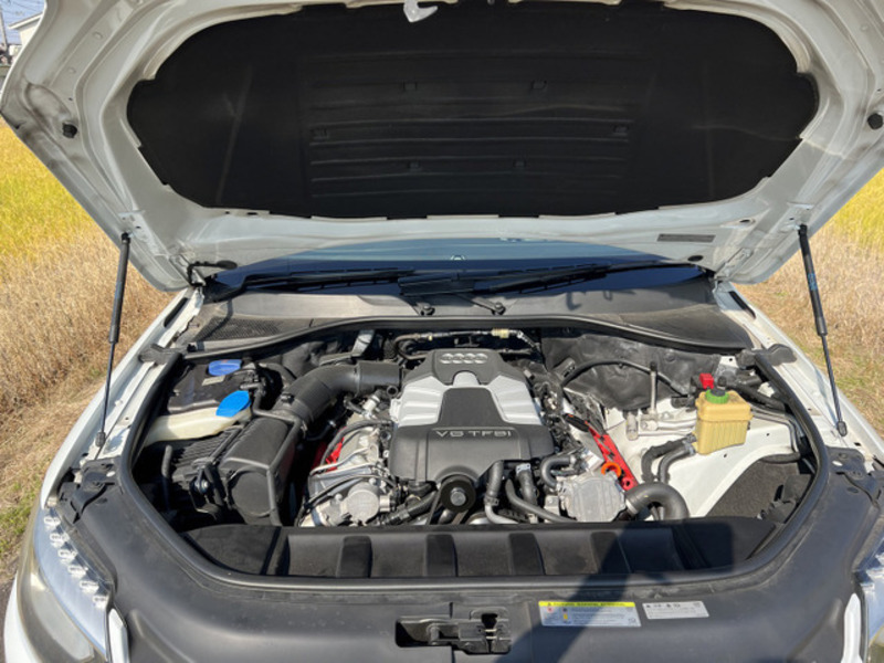 Q7