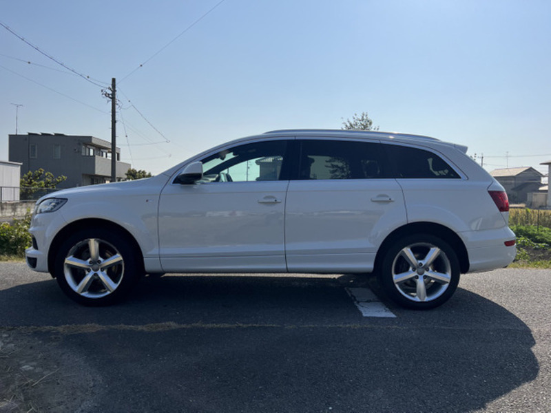 Q7