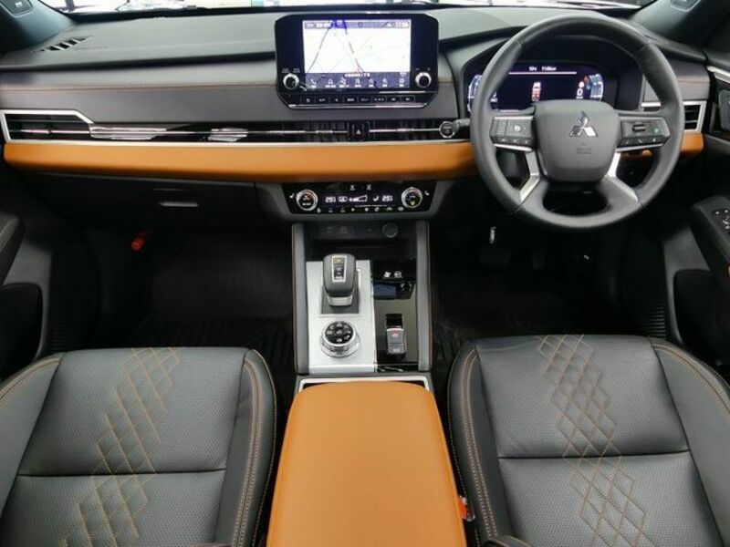 OUTLANDER PHEV