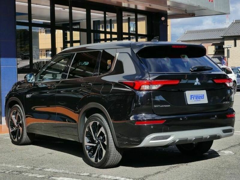 OUTLANDER PHEV