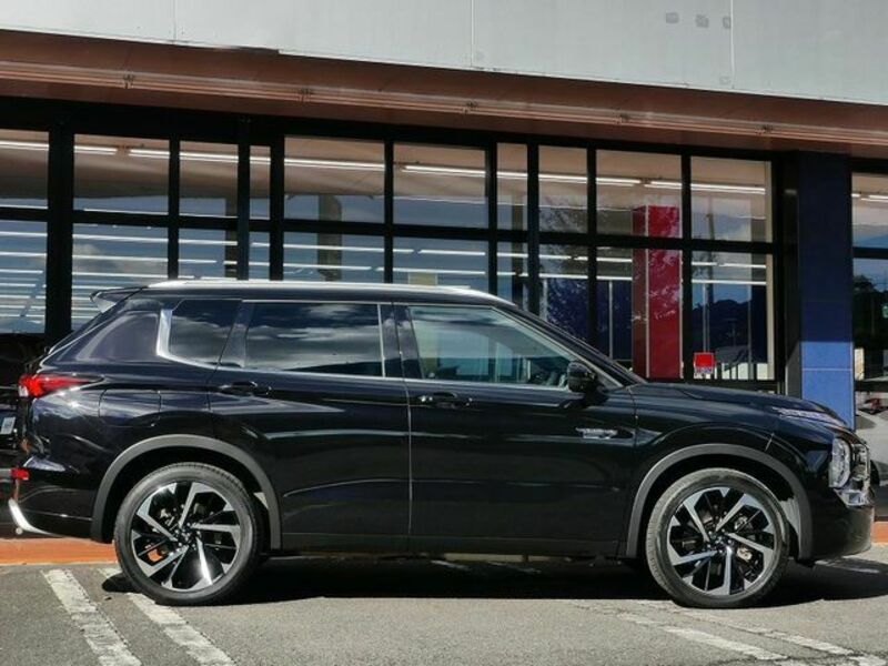 OUTLANDER PHEV