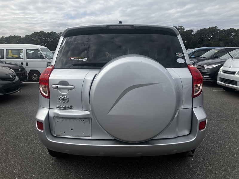 RAV4