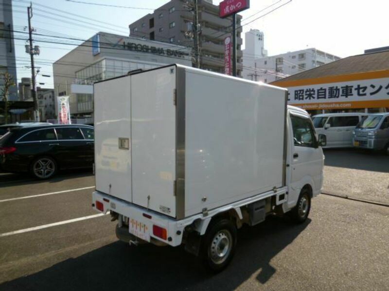 CARRY TRUCK