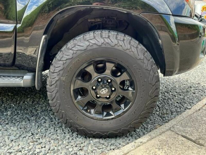 HILUX SURF