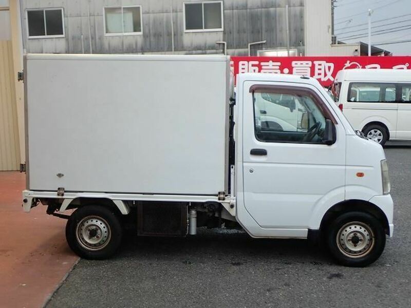 CARRY TRUCK