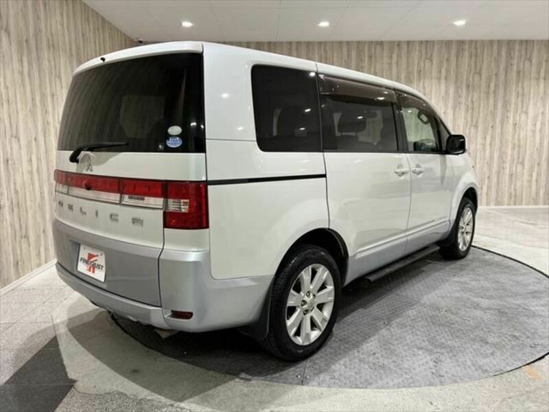 DELICA D5