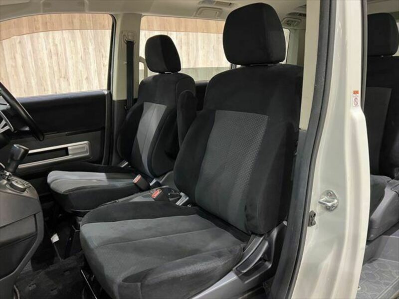 DELICA D5