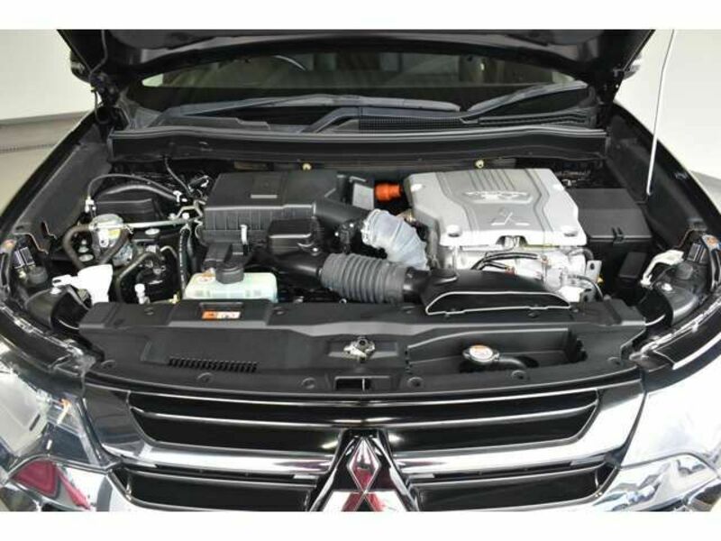 OUTLANDER PHEV