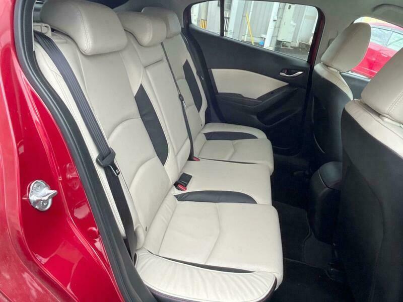 Axela Sport