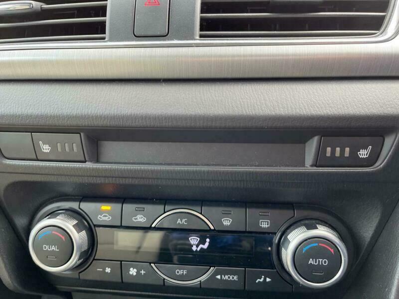 Axela Sport