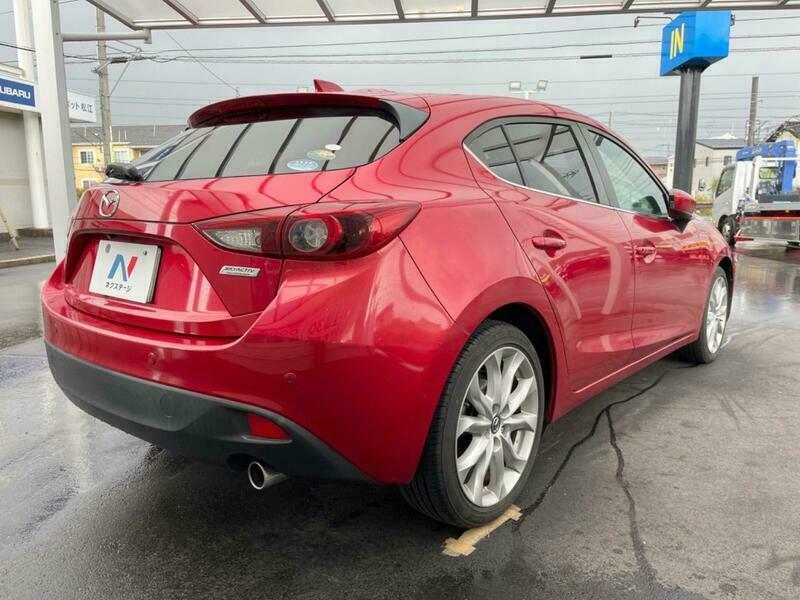 Axela Sport