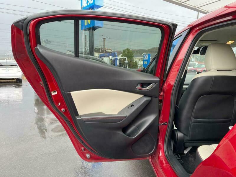 Axela Sport
