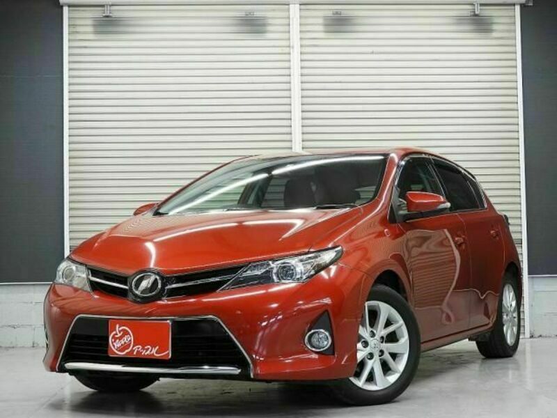 TOYOTA　AURIS