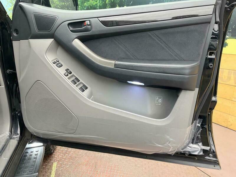 HILUX SURF