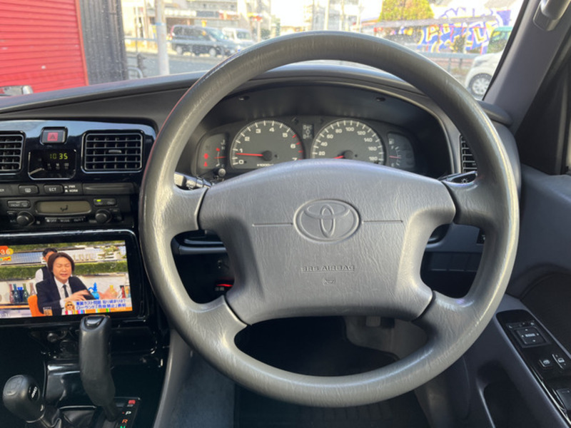HILUX SURF