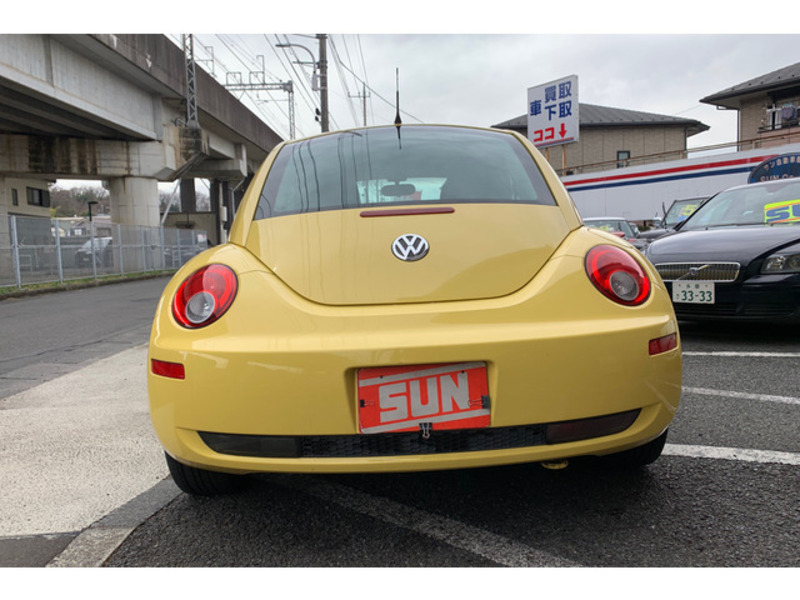 NEW BEETLE