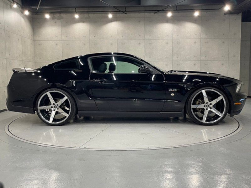 MUSTANG