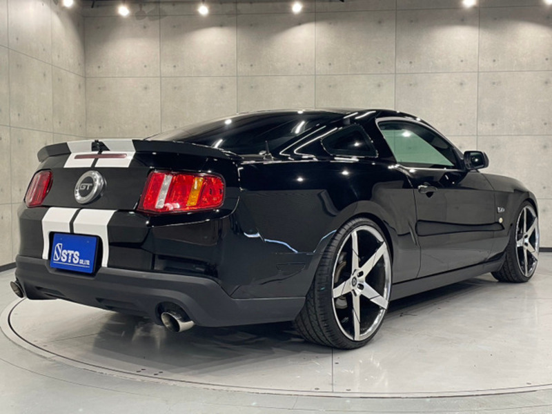 MUSTANG