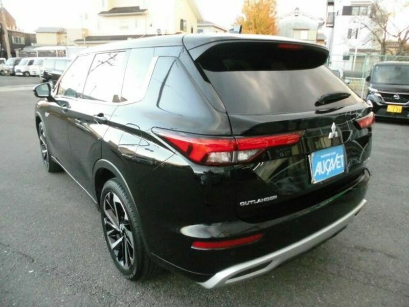 OUTLANDER PHEV