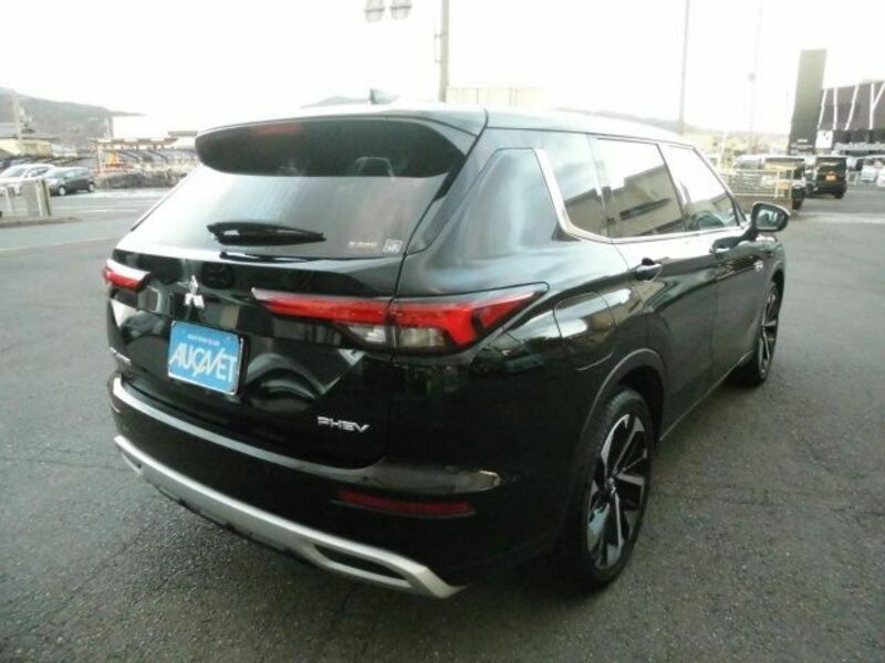 OUTLANDER PHEV
