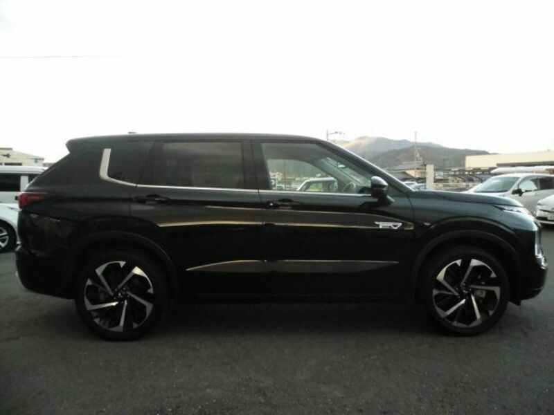 OUTLANDER PHEV
