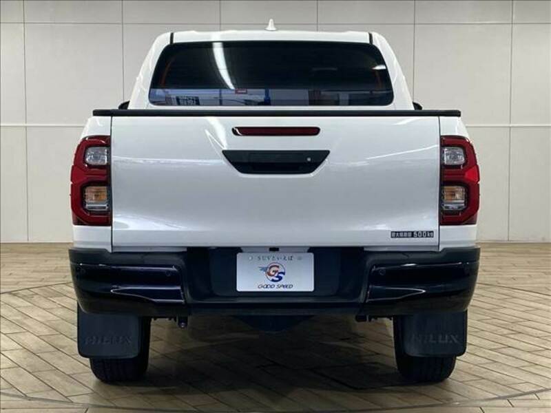 HILUX