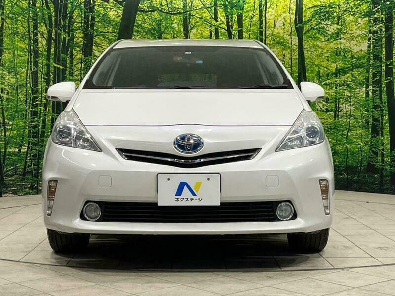 PRIUS ALPHA