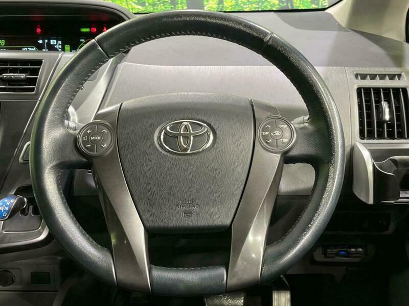 PRIUS ALPHA