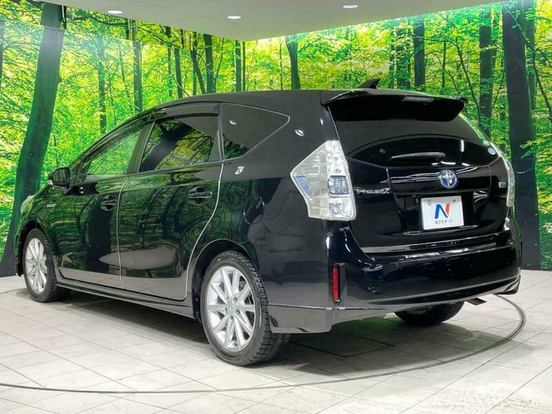 PRIUS ALPHA