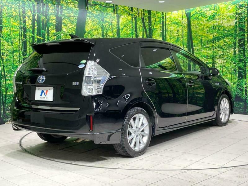 PRIUS ALPHA